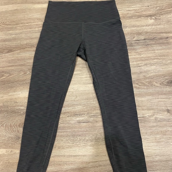Lululemon tights - Picture 1 of 3